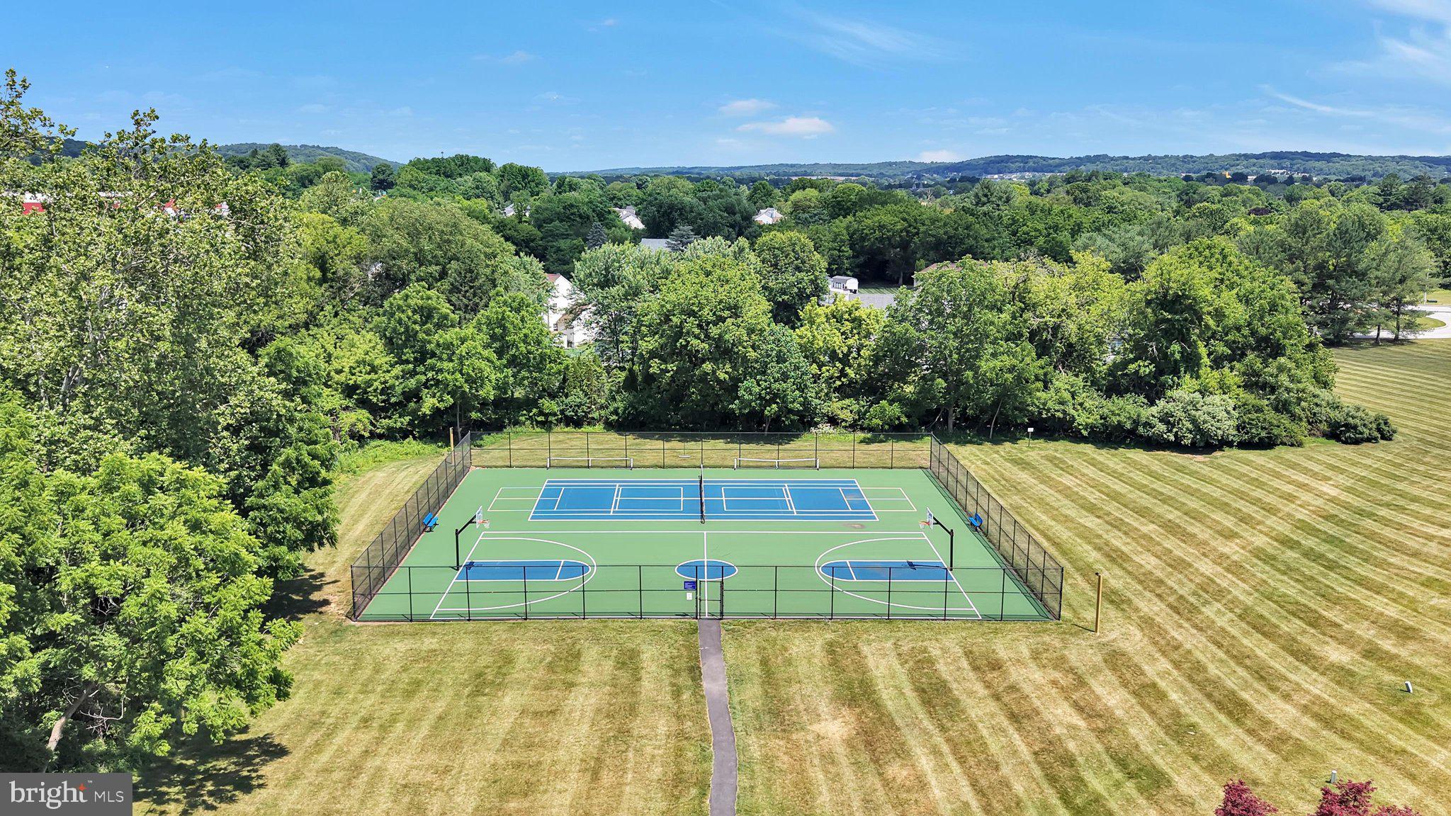 720 Springfield Court Downingtown, PA 19335 - Photo 31 of 36 Community Ball Courts