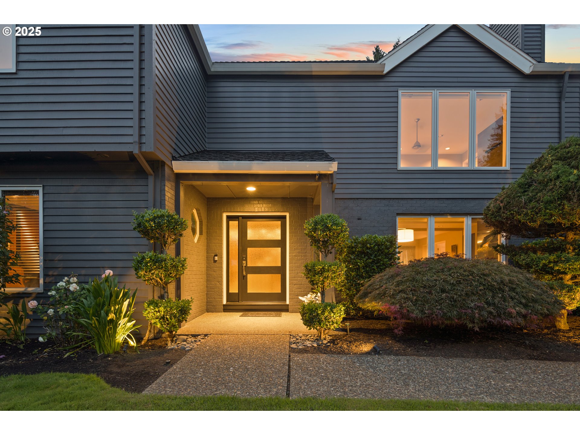 4265 Albert Circle Lake Oswego, OR 97035 - Photo 2 of 44