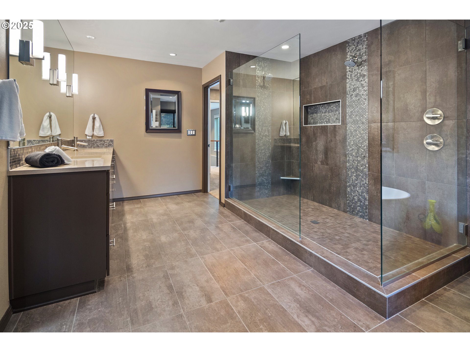 4265 Albert Circle Lake Oswego, OR 97035 - Photo 21 of 44