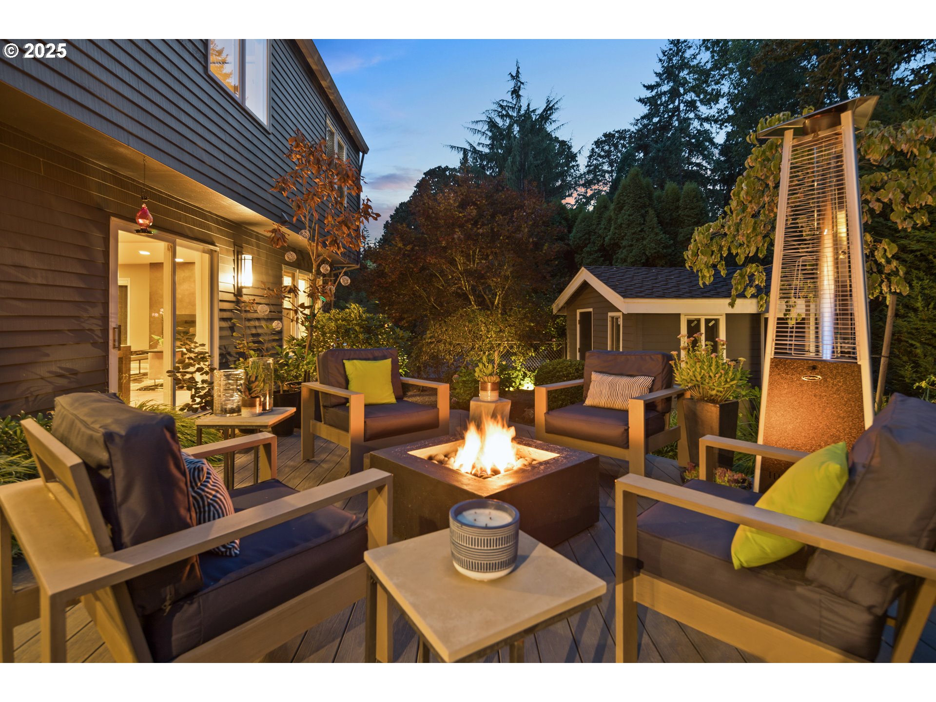 4265 Albert Circle Lake Oswego, OR 97035 - Photo 38 of 44