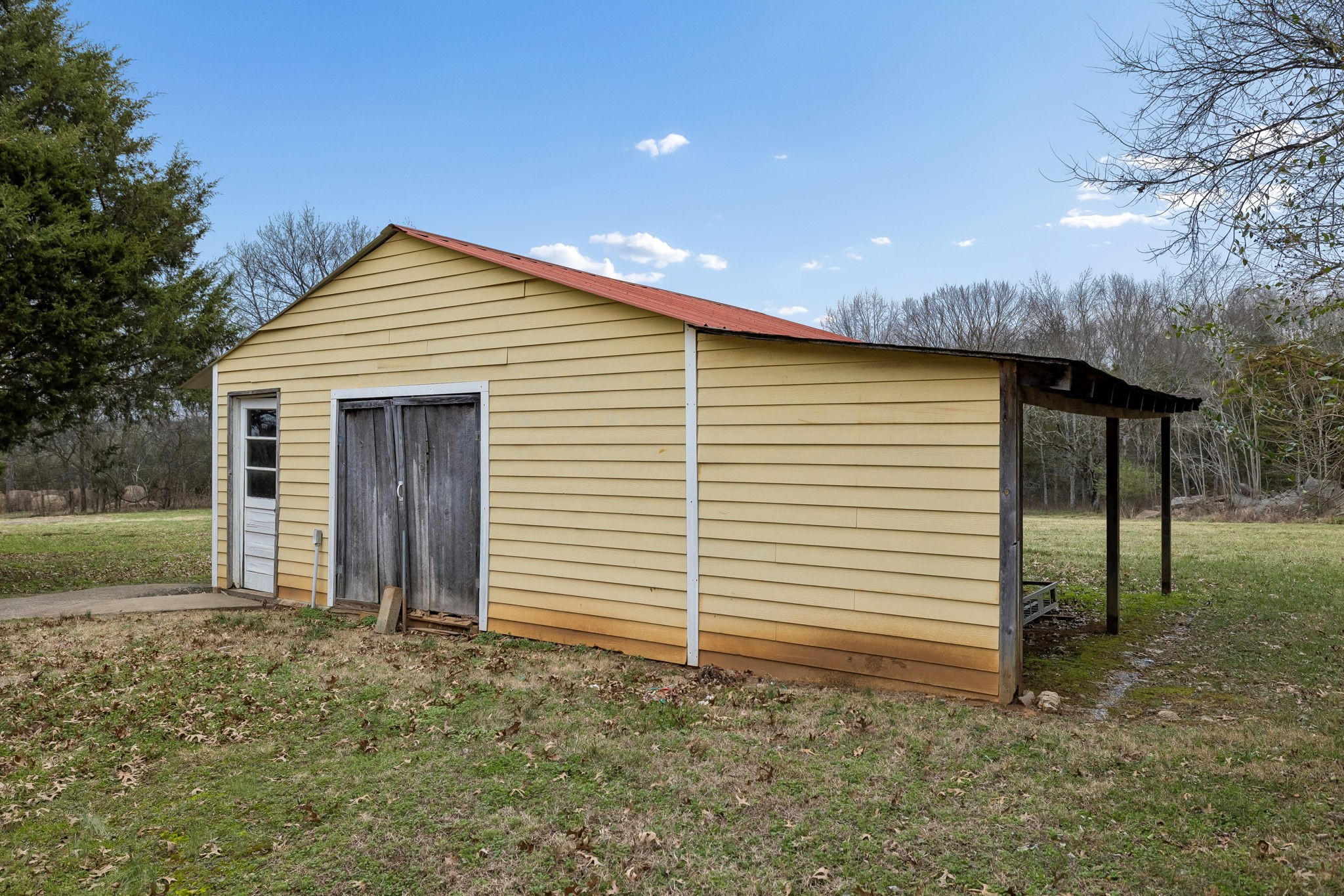 1970 Corinth Road Mount Juliet, TN 37122 - Photo 60 of 71 a view of a house with a backyard