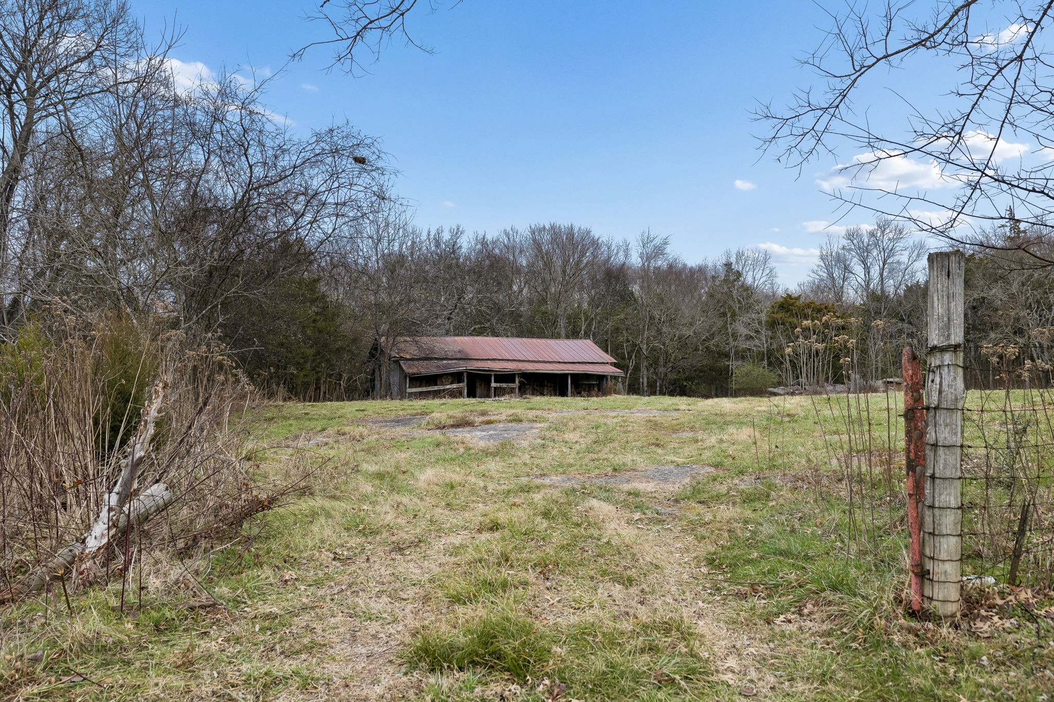 1970 Corinth Road Mount Juliet, TN 37122 - Photo 61 of 71 a view of a yard with an outdoor space