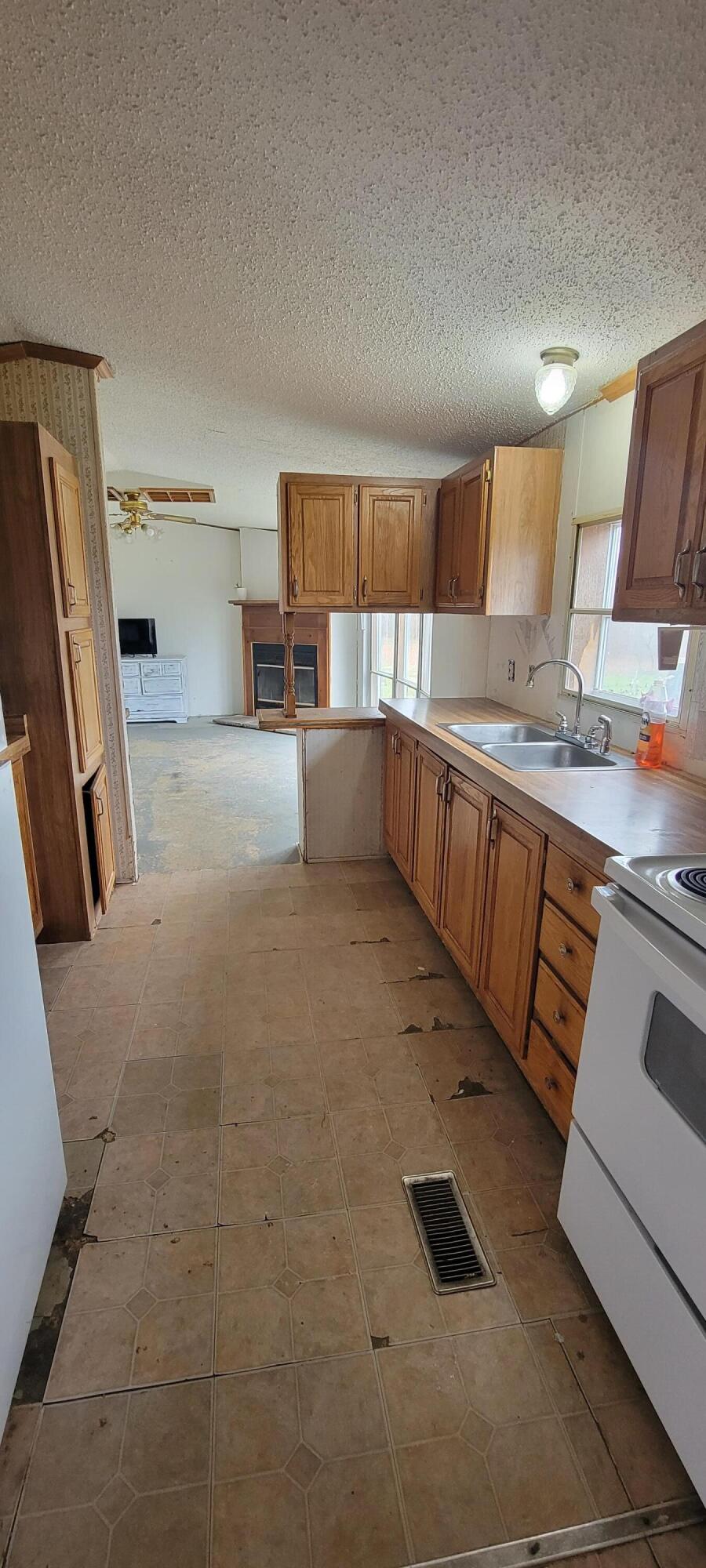 18 E Road Bradford, ME 04410 - Photo 5 of 36 20230426_131857