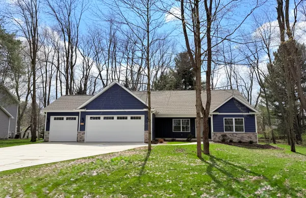 $638,000 | 9194 Kellie Lane, Richland, MI 49083