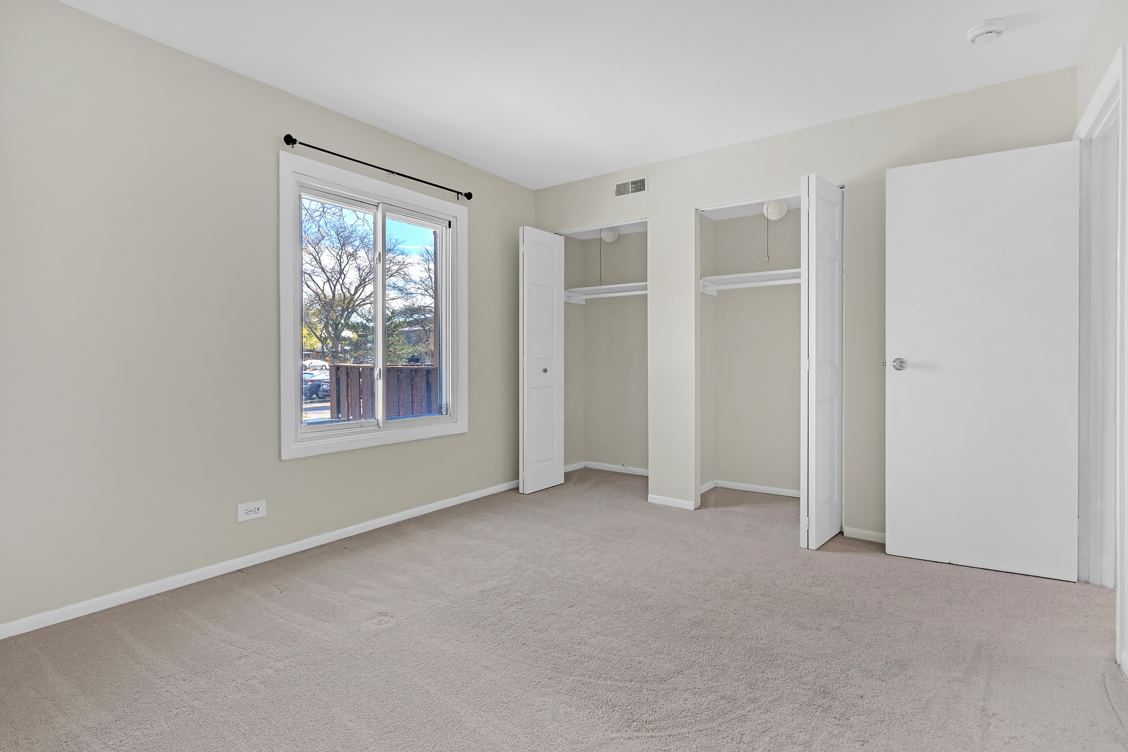 1808 Plum Grove Road, Unit 1B Rolling Meadows, IL 60008 - Photo 11 of 18 Gallery Image 11