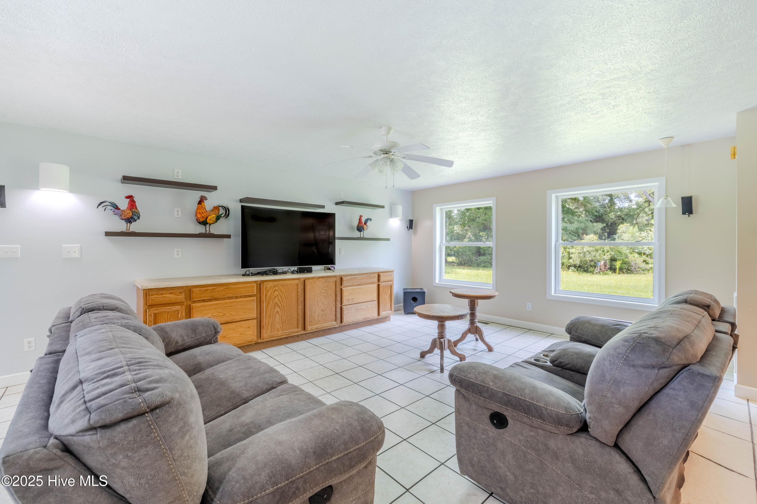 161 Howard Lane Swansboro, NC 28584 - Photo 46 of 56 Surround sound system built in.