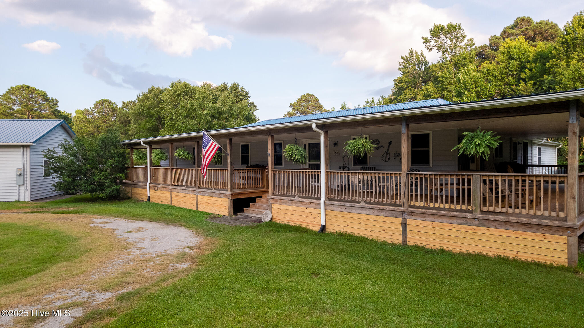 161 Howard Lane Swansboro, NC 28584 - Photo 7 of 56 Detached garage just steps from front porch