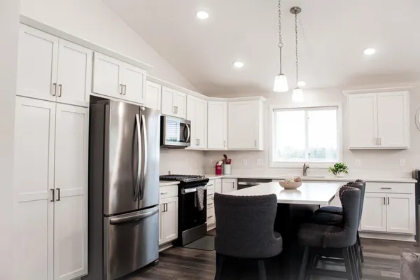 $525,000 | 9989 14th Circle Northeast, St. Michael, MN 55376