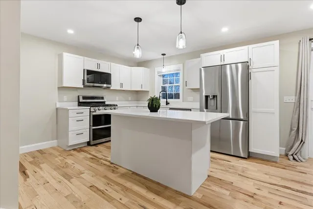 $949,900 | 42 Durham Road, Freeport, ME 04032