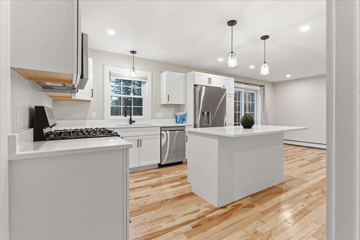 42 Durham Road Freeport, ME 04032 - Photo 16 of 46 Side Angle Kitchen