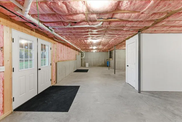 $949,900 | 42 Durham Road, Freeport, ME 04032