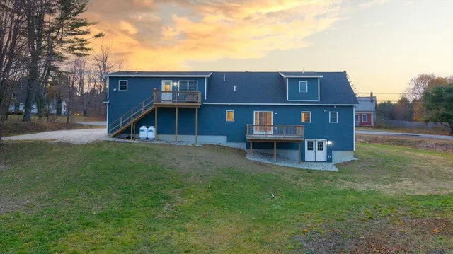 $949,900 | 42 Durham Road, Freeport, ME 04032