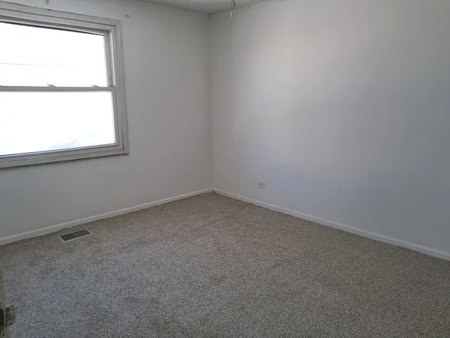 $200,000 | 4308 West 87th Place, Hometown, IL 60456