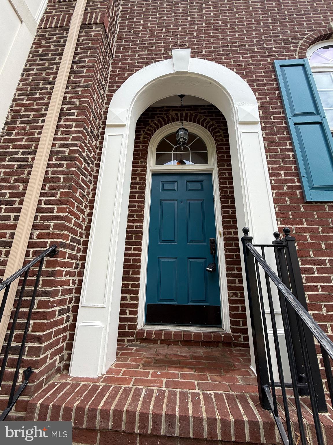 5936 Halpine Road Rockville, MD 20851 - Photo 4 of 44 Entryway