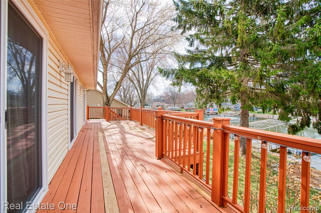 10846 Colony Pinckney, MI 48169 - Photo 43 of 58