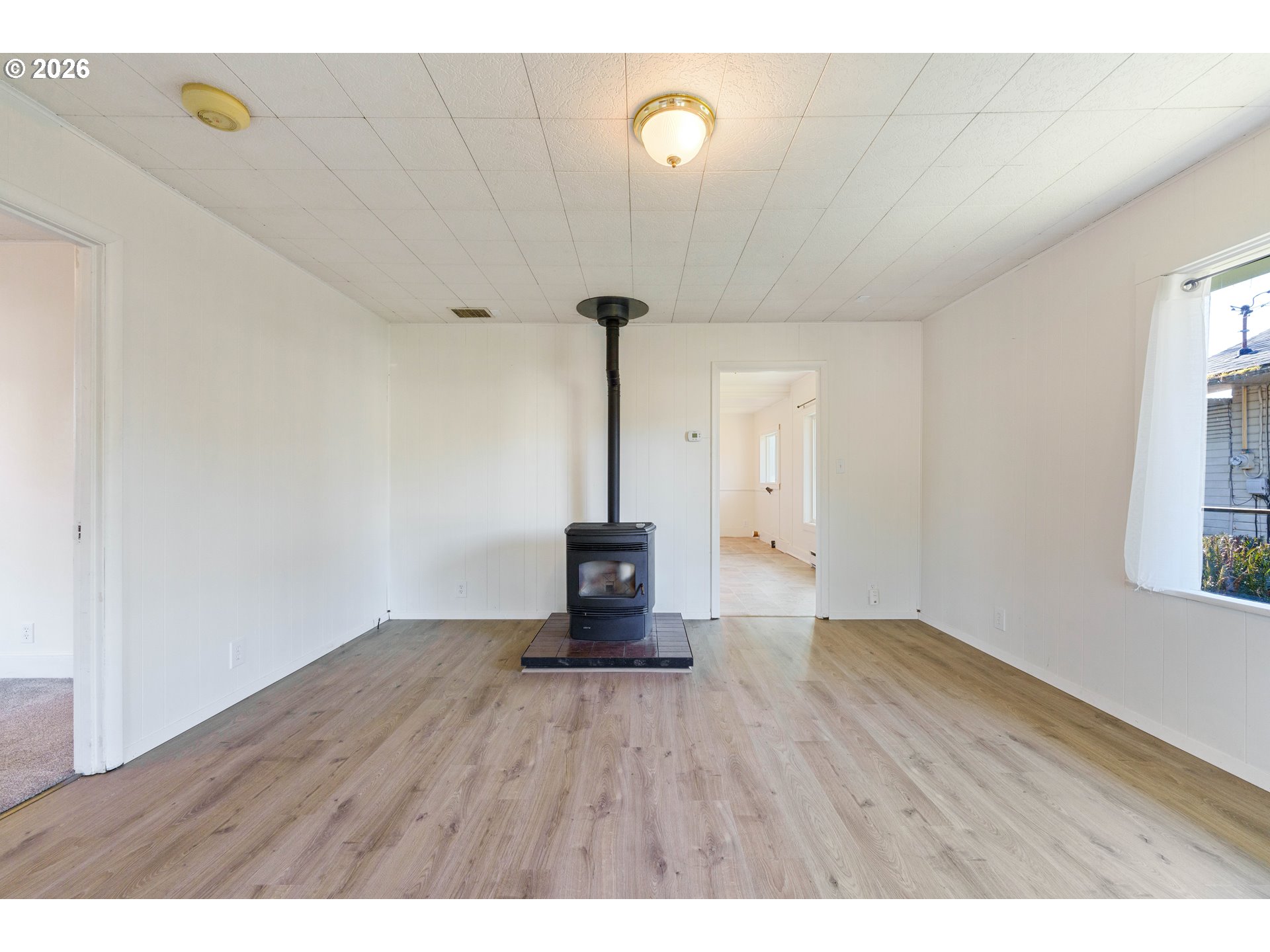 Madrona Street North Bend, OR 97459 - Photo 11 of 37