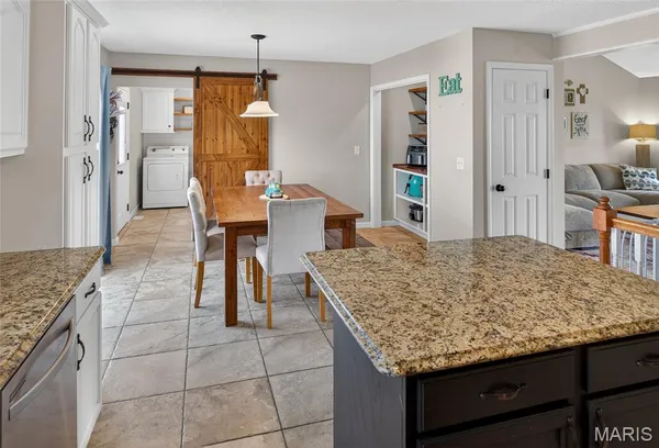$419,900 | 111 Paul Dow Road, Oak Ridge, MO 63769