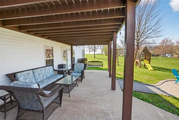 $419,900 | 111 Paul Dow Road, Oak Ridge, MO 63769