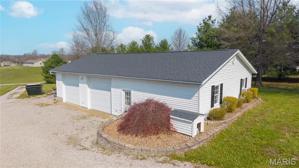 $419,900 | 111 Paul Dow Road, Oak Ridge, MO 63769