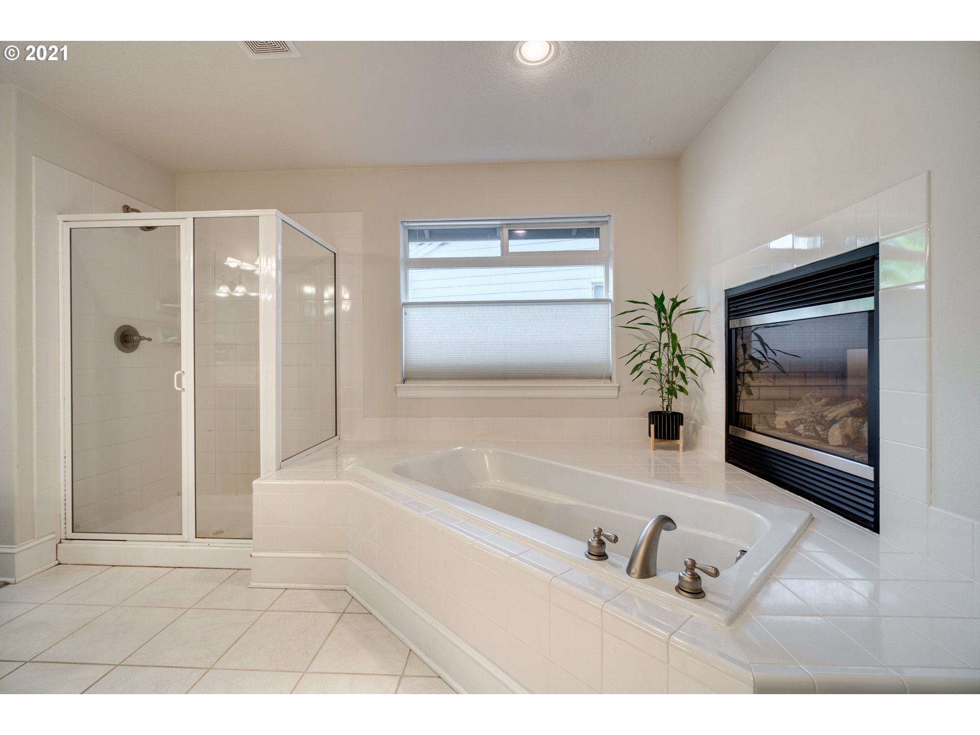 11058 Southwest Oneida Street Tualatin, OR 97062 - Photo 15 of 26