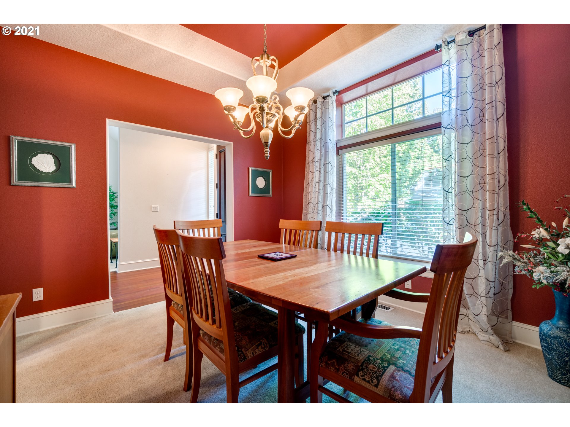 11058 Southwest Oneida Street Tualatin, OR 97062 - Photo 4 of 26