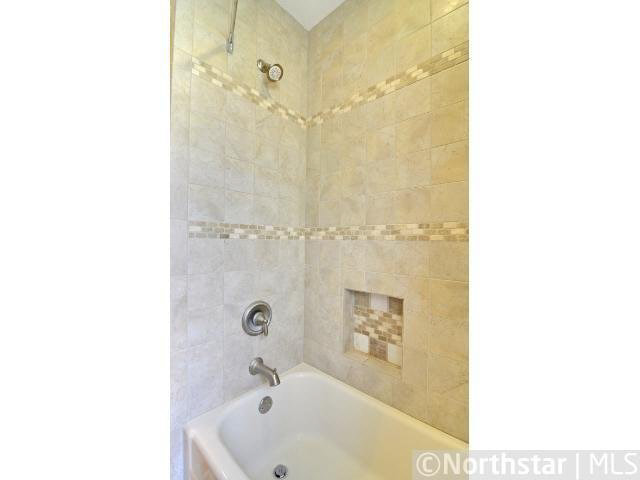 9172 Toledo Road Bloomington, MN 55437 - Photo 13 of 18