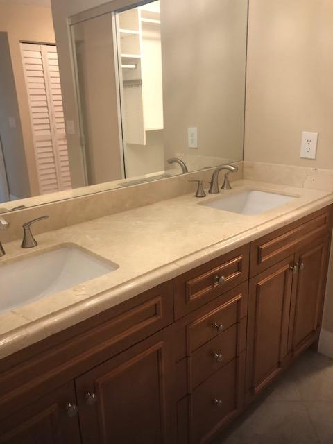 21668 Arriba Real, Unit 43C Boca Raton, FL 33433 - Photo 7 of 9 IMG_0934 (1)