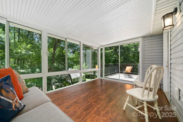 $600,000 | 701 Salisbury Road, Hendersonville, NC 28792