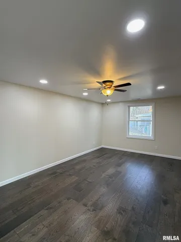 $199,900 | 601 Glenway Avenue, Knoxville, IL 61448