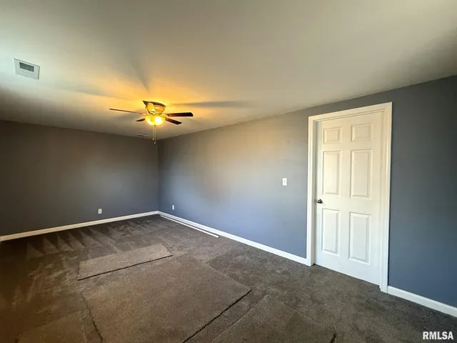 $199,900 | 601 Glenway Avenue, Knoxville, IL 61448