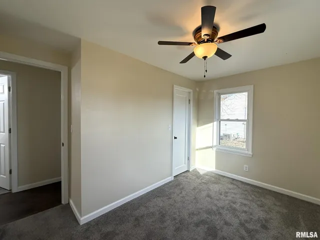 $199,900 | 601 Glenway Avenue, Knoxville, IL 61448