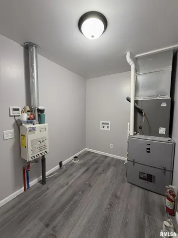 $199,900 | 601 Glenway Avenue, Knoxville, IL 61448