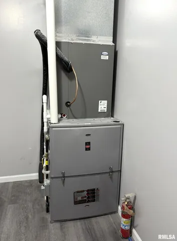 $199,900 | 601 Glenway Avenue, Knoxville, IL 61448