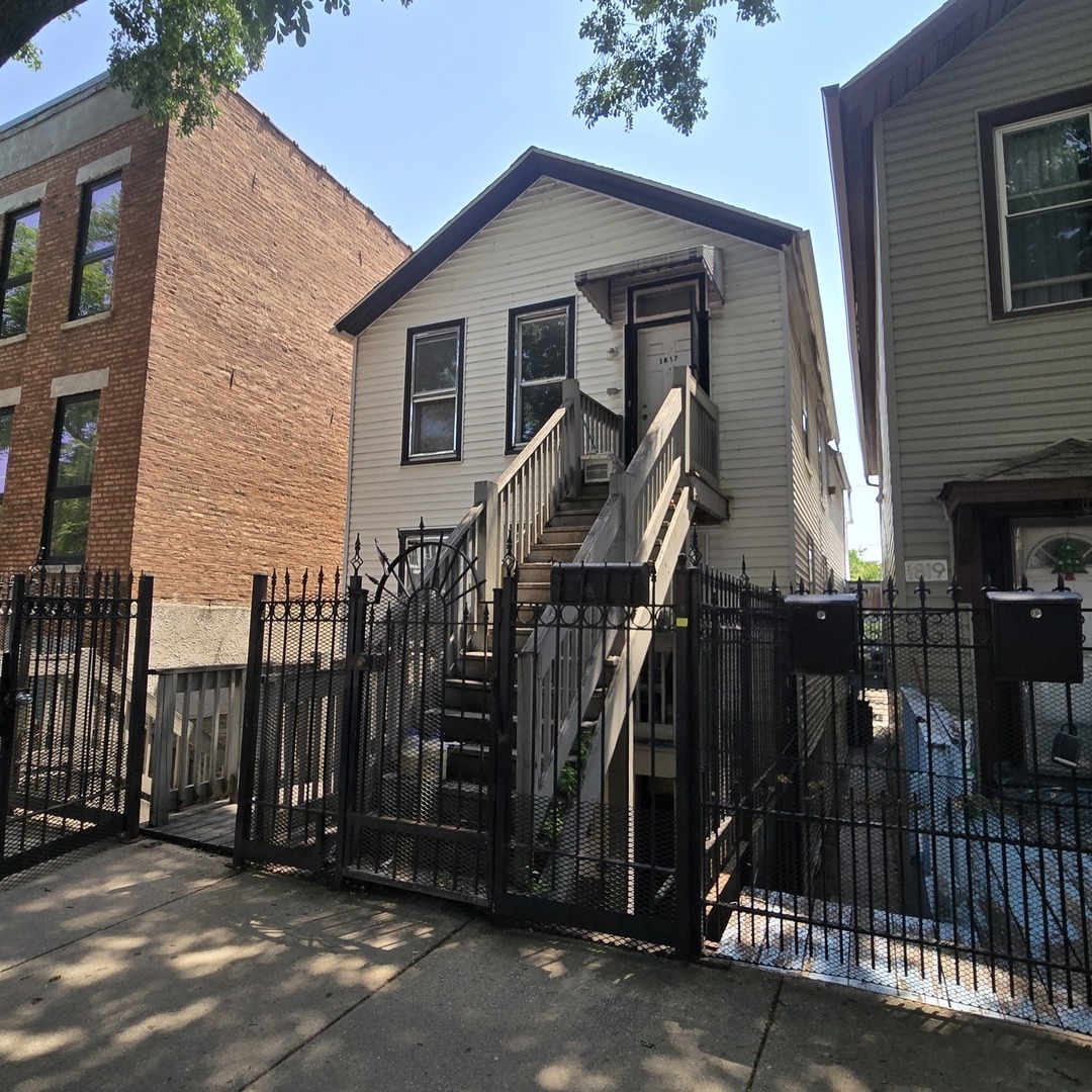 1817 West 21st Street Chicago, IL 60608 - Photo 2 of 19