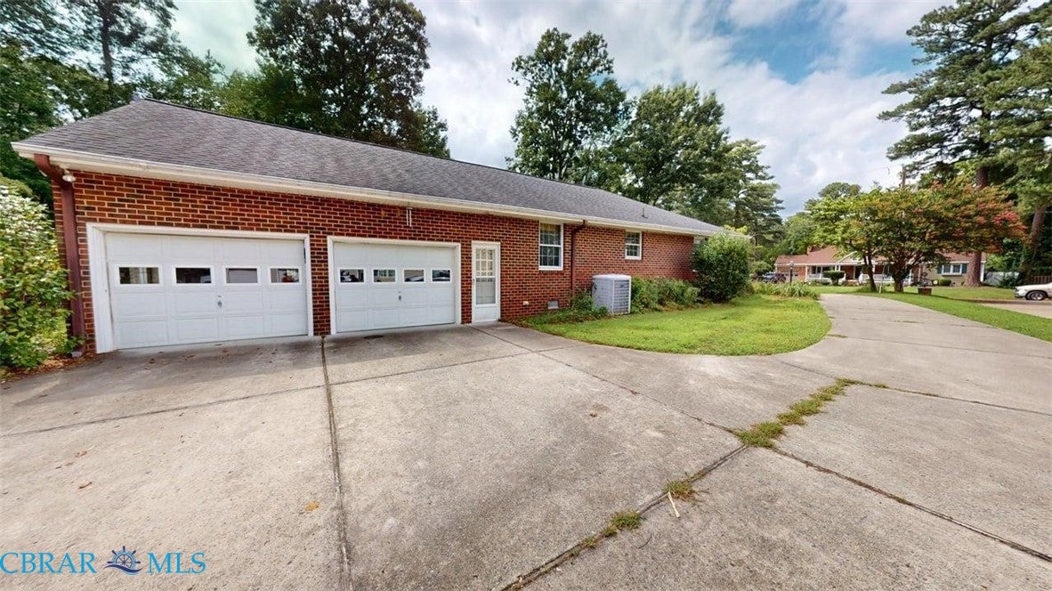 205 Meadowfield Road Yorktown, VA 23692 - Photo 46 of 52 Gallery Image 46