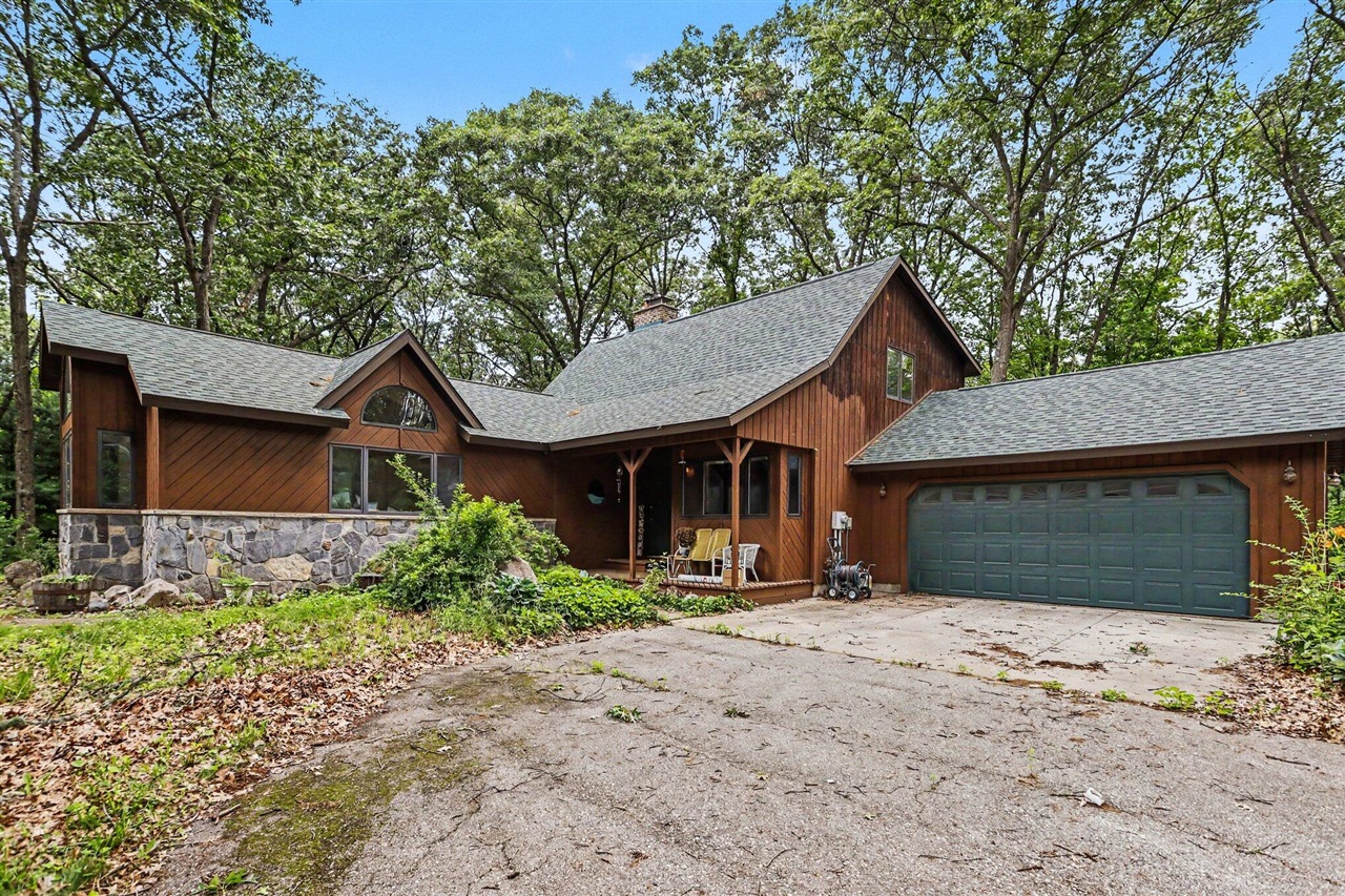 10642 Keller Road Delton, MI 49046 - Photo 1 of 49
