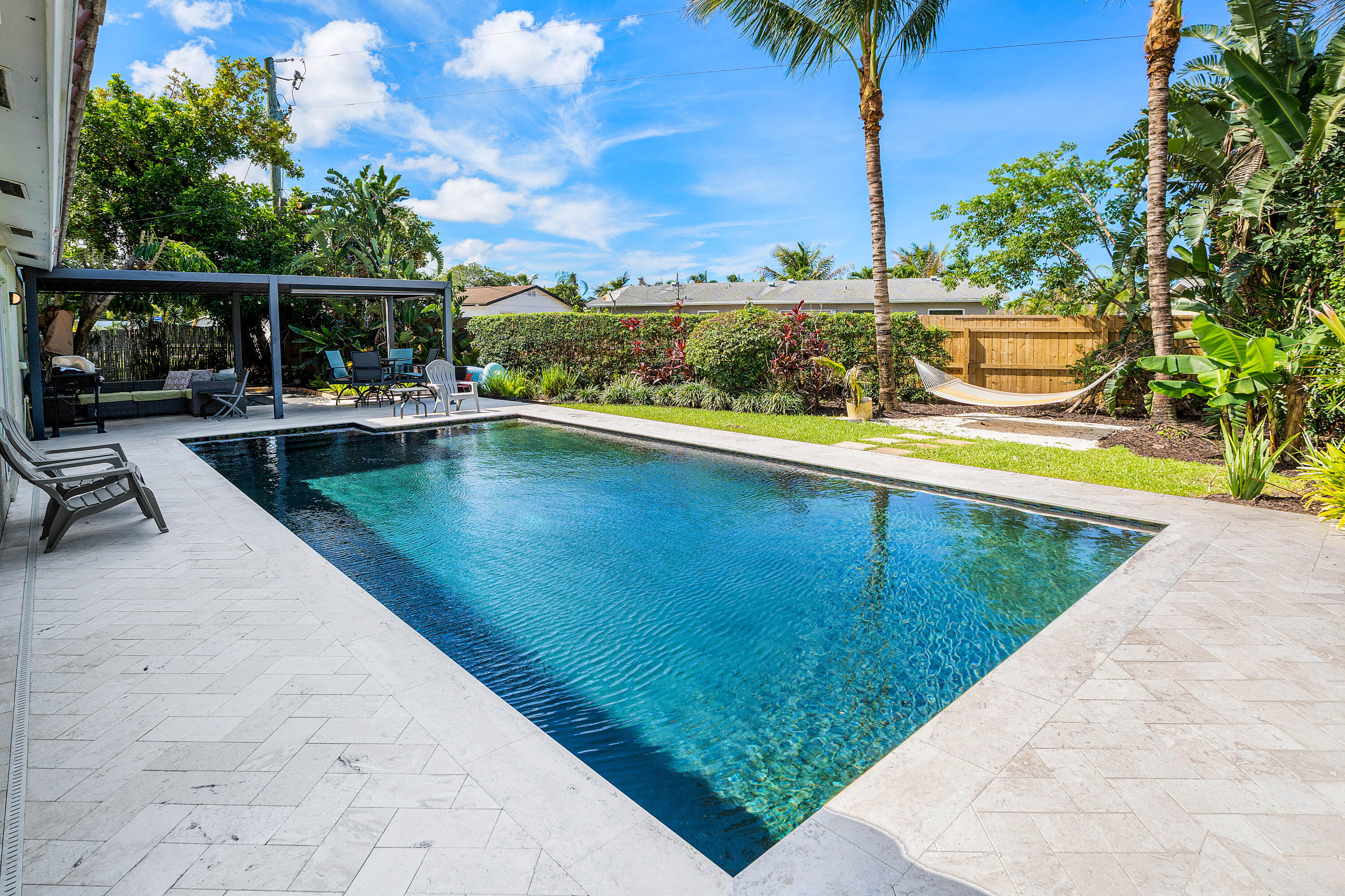 968 Laurel Road North Palm Beach, FL 33408 - Photo 11 of 53 Pool/Yard
