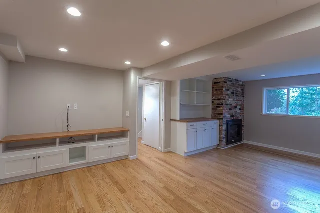 $4,500 | 500 Mt Defiance Circle Southwest, Issaquah, WA 98027