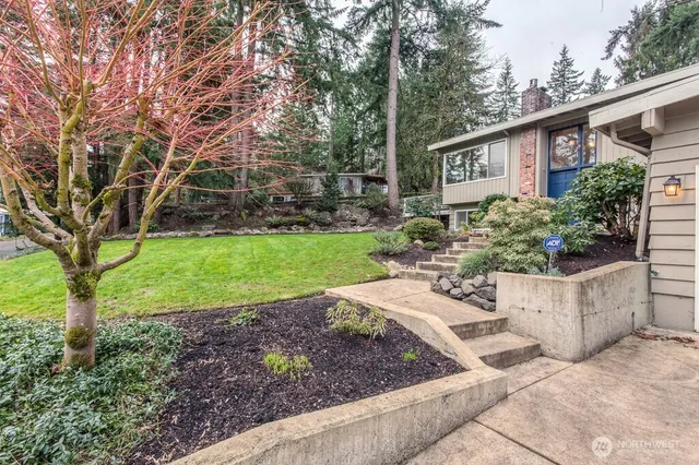 $4,500 | 500 Mt Defiance Circle Southwest, Issaquah, WA 98027