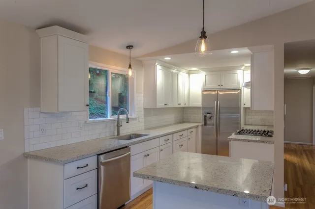 $4,500 | 500 Mt Defiance Circle Southwest, Issaquah, WA 98027