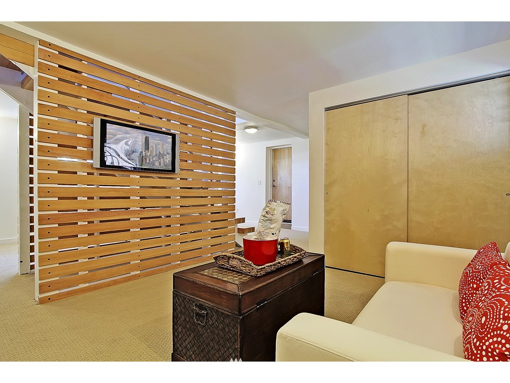 2336 North 58th Street Seattle, WA 98103 - Photo 13 of 15 Gallery Image 13