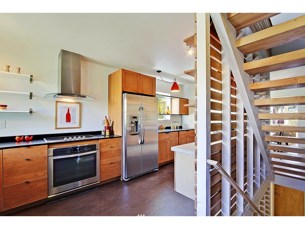 2336 North 58th Street Seattle, WA 98103 - Photo 4 of 15 Gallery Image 4