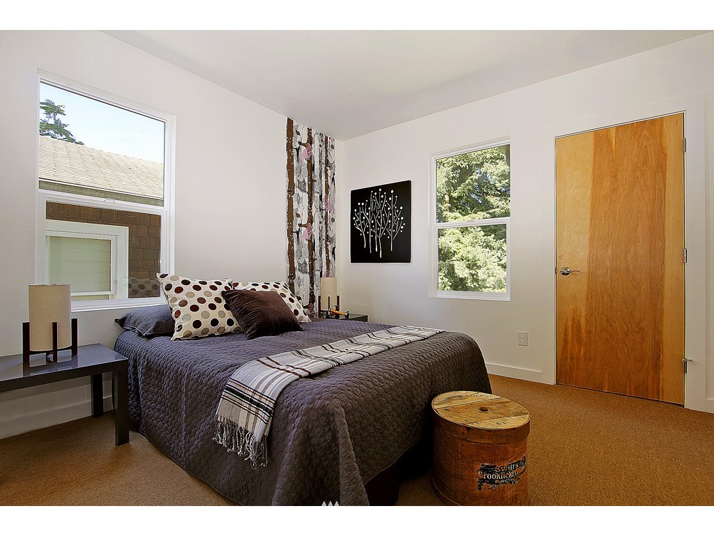 2336 North 58th Street Seattle, WA 98103 - Photo 7 of 15 Gallery Image 7