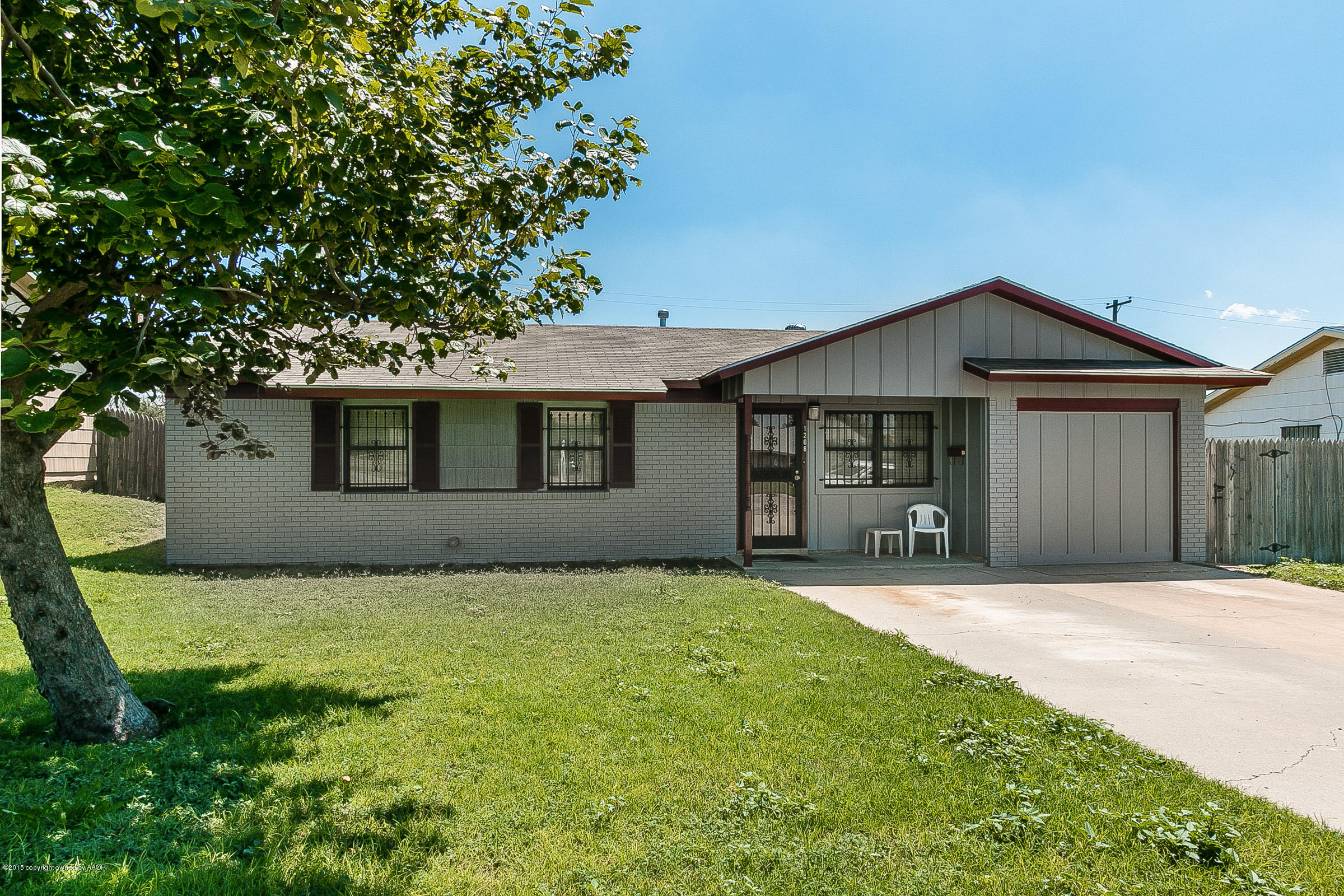 1208 Pecan Street Amarillo, TX 79107 - Photo 1 of 17 001_Front