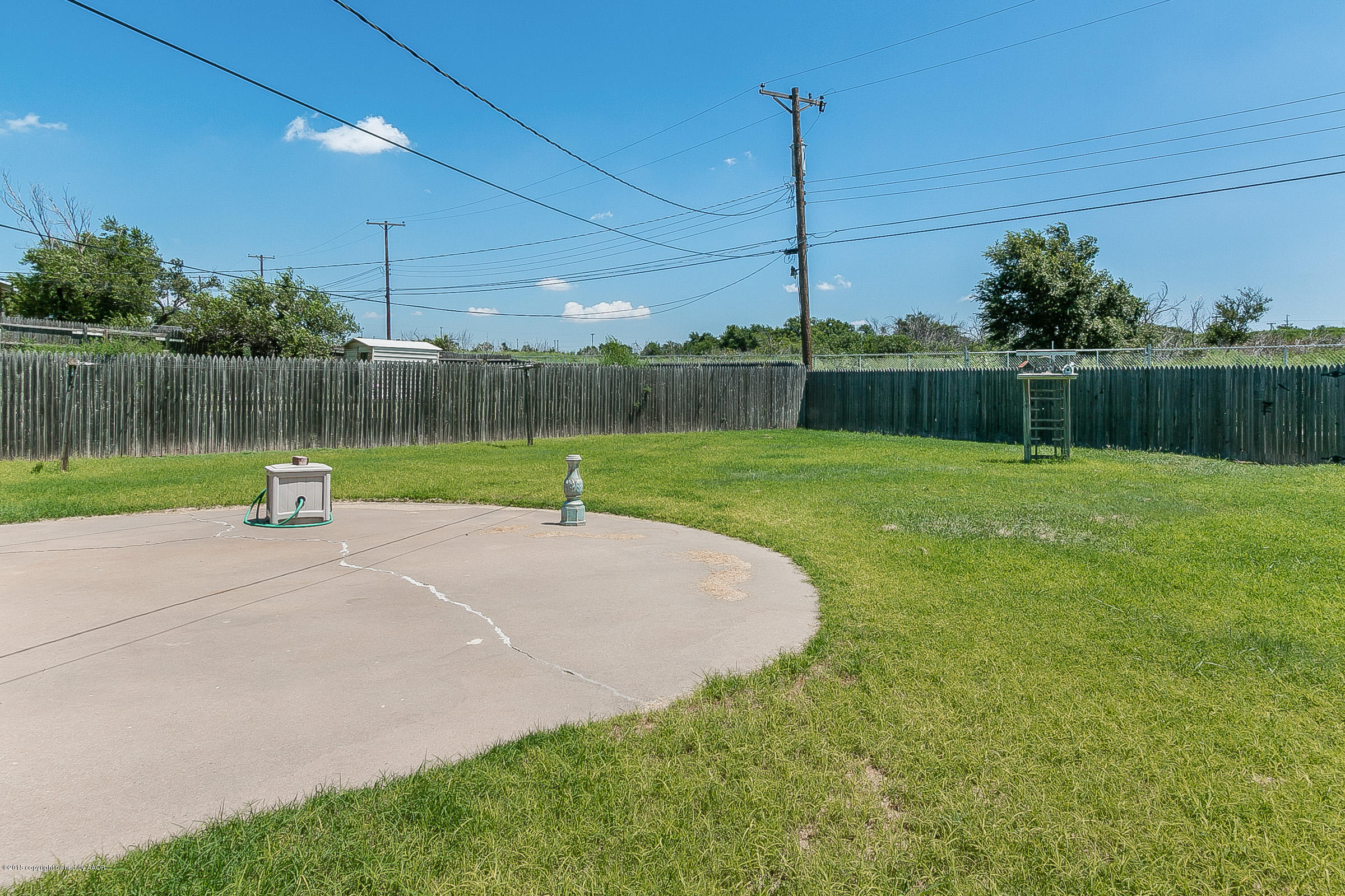 1208 Pecan Street Amarillo, TX 79107 - Photo 15 of 17 015_Back Yard
