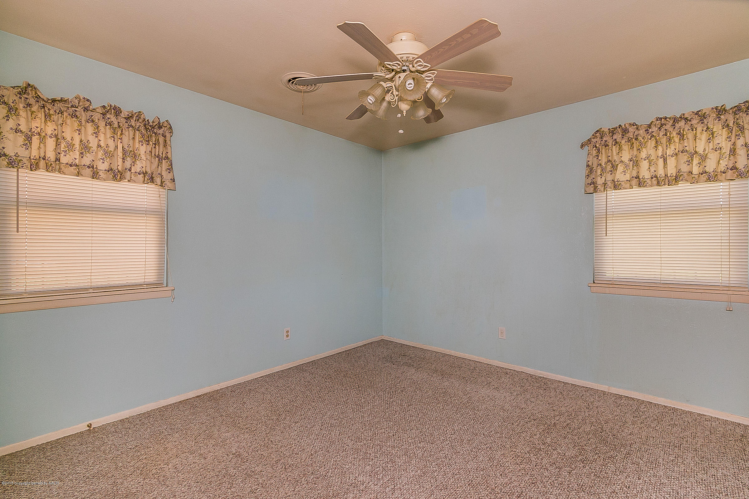 1208 Pecan Street Amarillo, TX 79107 - Photo 5 of 17 009_Bedroom 1