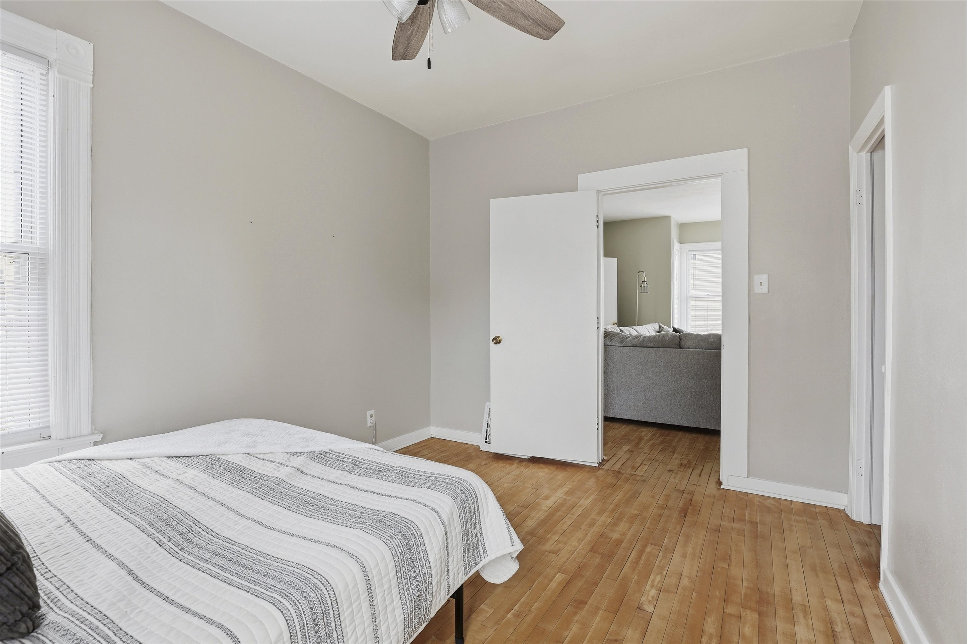 1310 South Madison Street Appleton, WI 54915 - Photo 12 of 32