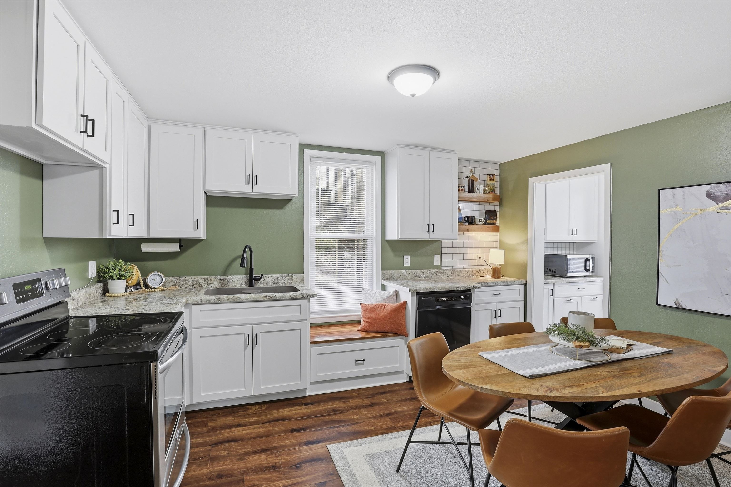 1310 South Madison Street Appleton, WI 54915 - Photo 7 of 32