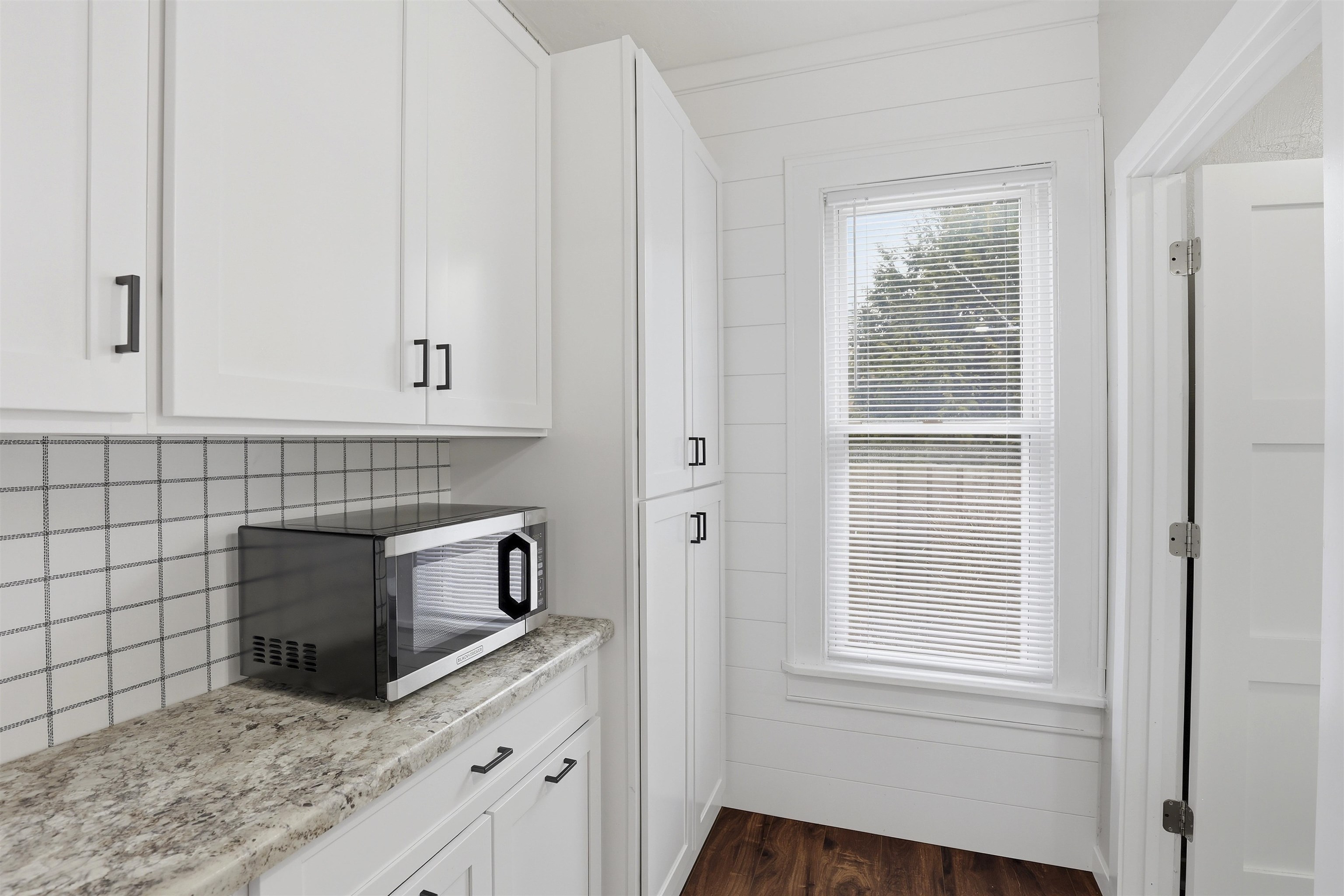 1310 South Madison Street Appleton, WI 54915 - Photo 10 of 32