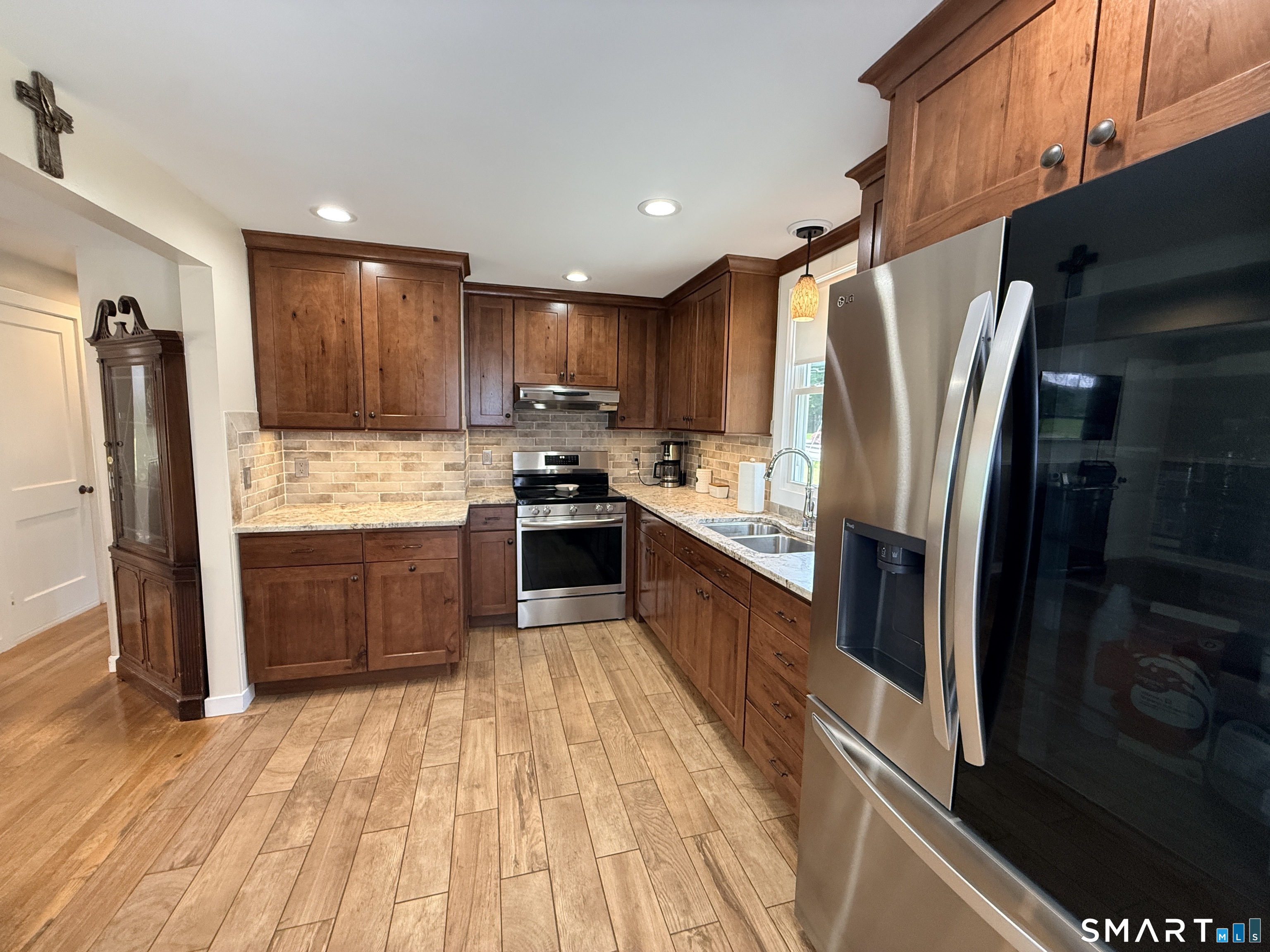 212 Spencer Hill Road Winchester, CT 06098 - Photo 11 of 39